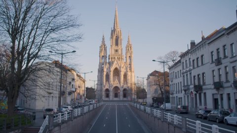 BELGIUM/BRUSSELS: Smooth Tilt Up of an empty street due to the Coronavirus at the Eglise Notre-Dame de Laeken 4K