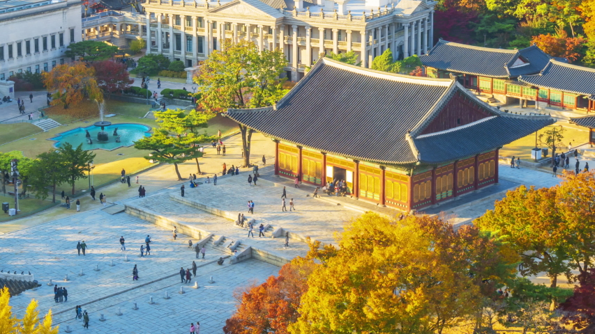 4k Timelapse Autumn of Deoksugung Palace in Seoul City,South Korea
