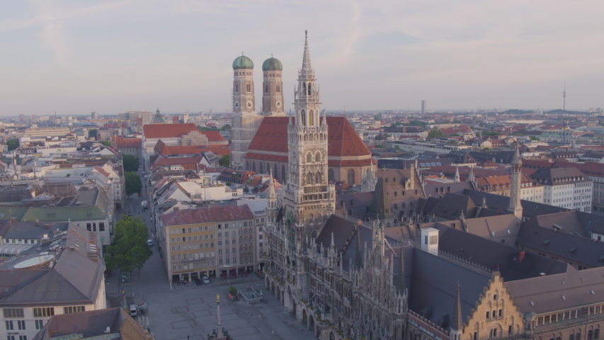 Fantastic view of the "Marienplatz" in Munich Royalty-Free Stock Footage #1050778180