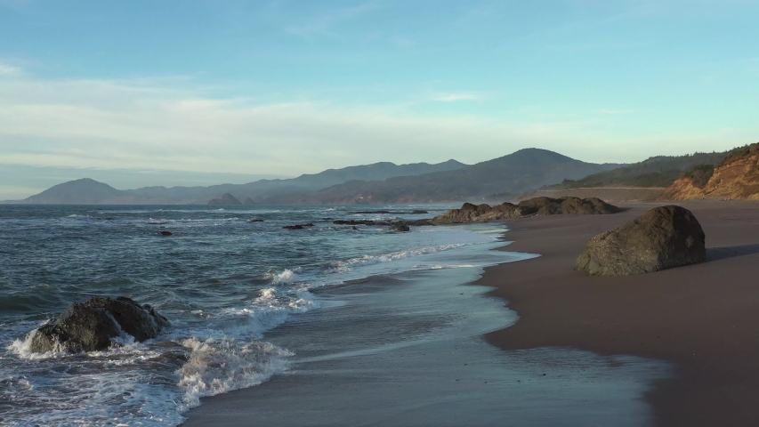 Beautiful and peaceful beach in the southern Oregon coast with amazing views and natural landscapes