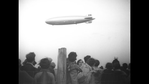 CIRCA 1936 - The Hindenburg lands at a US Navy air station.