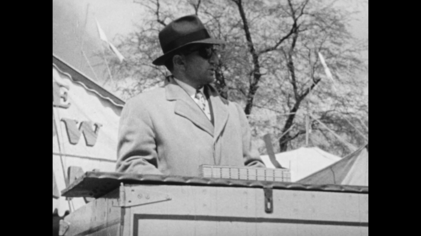 carnival barker definition