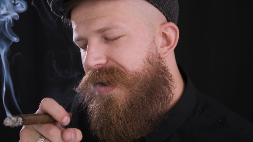 Man Smoking Cigar Cigarette,coughing,choking,white Smoke,man : stockowe wid...
