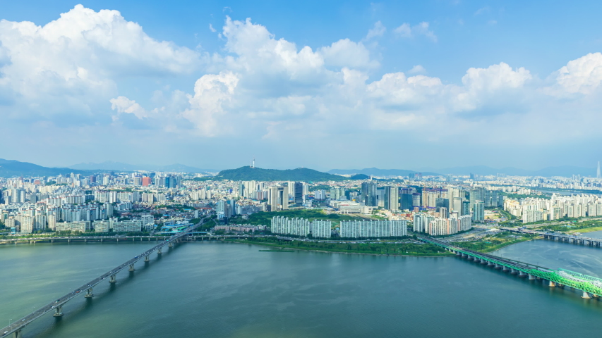 Timelapse 4k on both sides of the Hankang River, Seoul, in the heart of South Korea