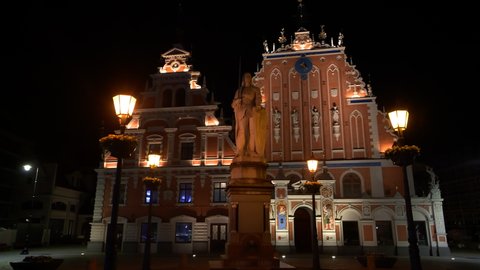 4K - House of the Blackheads in Riga at night