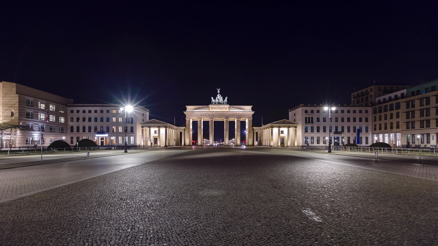 Night to Day Time Lapse of Brandenburg Gate, Berlin, Germany