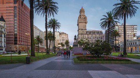 Zoom out timelapse view of Plaza Independencia at dusk in Montevideo, the capital and largest city in Uruguay, South America. 