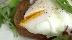 Poached eggs with flowing yolk