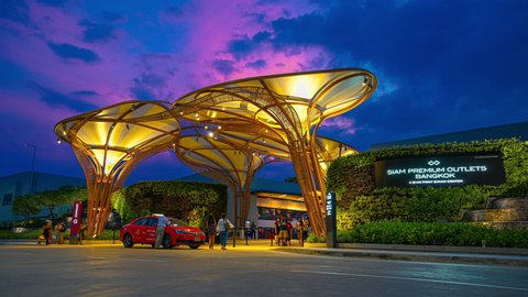 Bangkok, Thailand - 21 July 2020 : Timelapse 4k People are gathering in front of  newly open Siam Premium Outlets shopping mall new Department store in Bangkok Locate near Suvarnabhumi Airport.