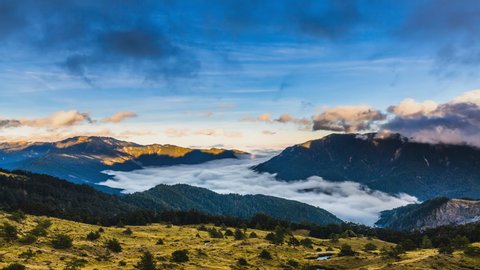 Panorama View of Qilai Main Peak and North Peak at Taroko National Park, Taiwan (time-lapse)