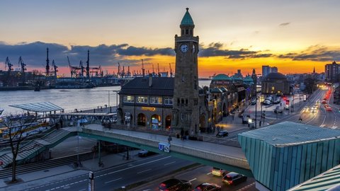 4k day to night time lapse at the fish market in Hamburg, Germany.