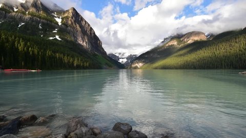 A timelapse movie of Lake Louise taken on a sunny morning.   の動画素材
