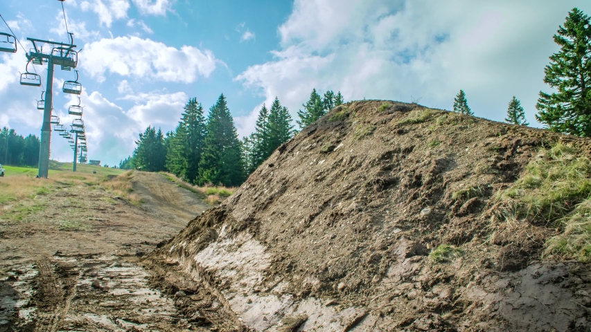 tabletop dirt jump