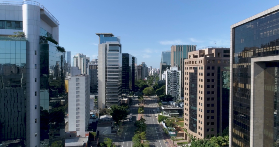Flying over Faria Lima avenue at Sao paulo Brazil, during the covid 19 quarantine Royalty-Free Stock Footage #1057193119