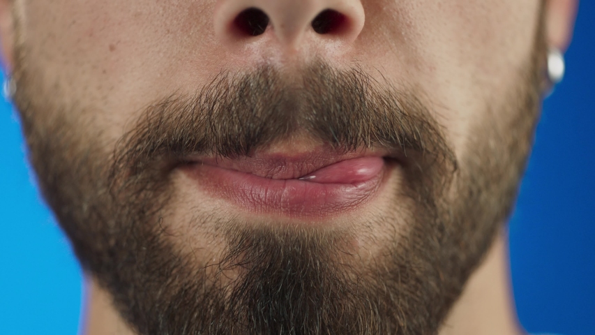 Облизывание губ. Licking his lips. Licking his lips. Licking his lips. Licking his lips.