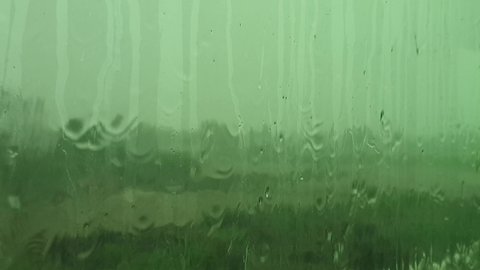 Rainy Days Heavy Ran Falling Green 库存影片视频 100 免版税 Shutterstock