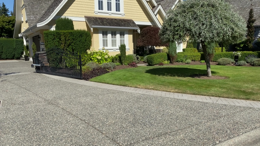 Houses in suburb at Summer in the north America. Luxury houses with nice landscape.