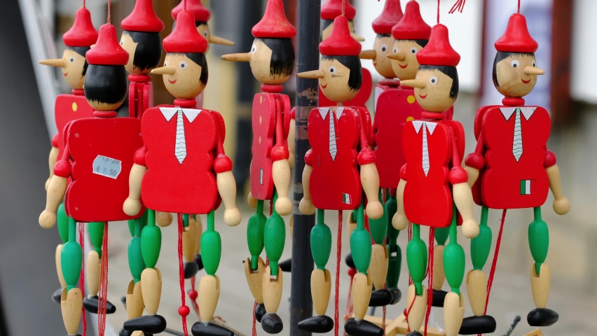 pinocchio wooden dolls