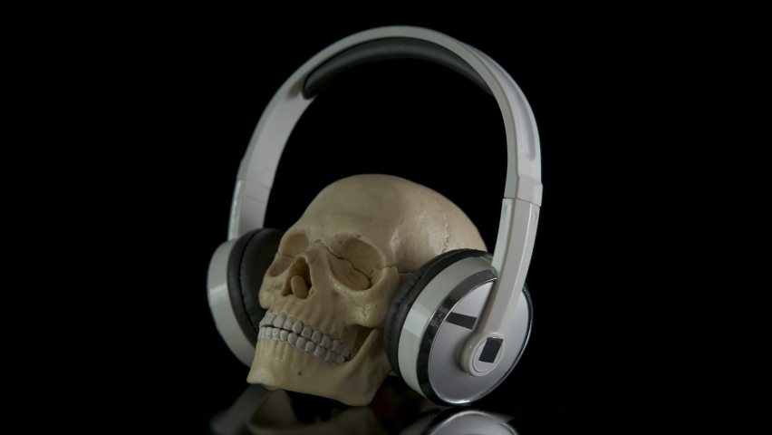 skull music video