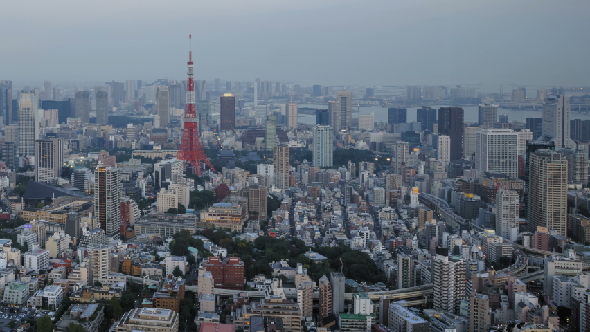 4K Zoom in Day to Night Timelapse of Tokyo city, Japan
 Royalty-Free Stock Footage #1059308150