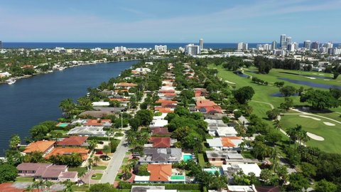 Homes in Miami Beach Florida upscale neighborhoods