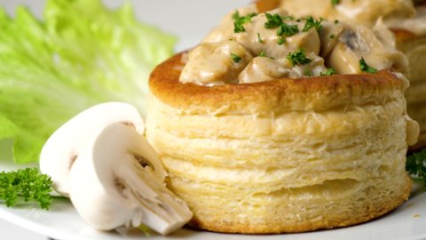 vol au vent, puff pastry with cream, mushroom and chicken