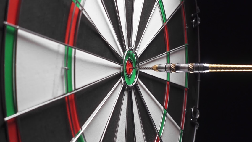 bulls dart surround