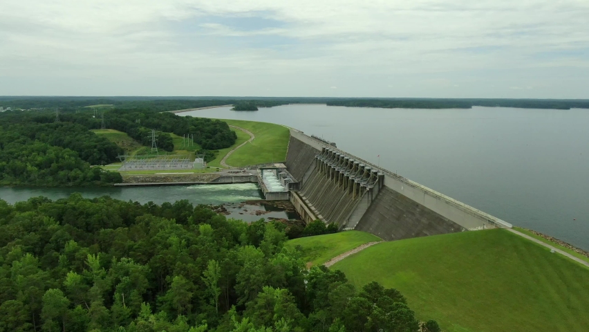 Lake Hartwell Dam on the Savannah River