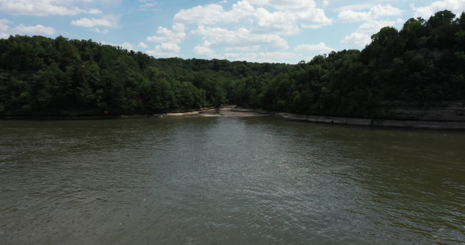 Flight over Illinois River at Starved Rock State Park, Drone Footage.