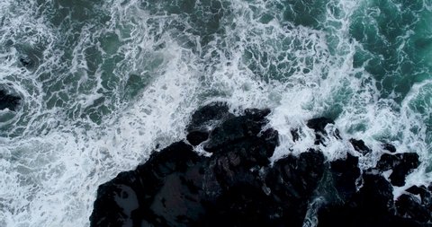 Sea vawes from the drone