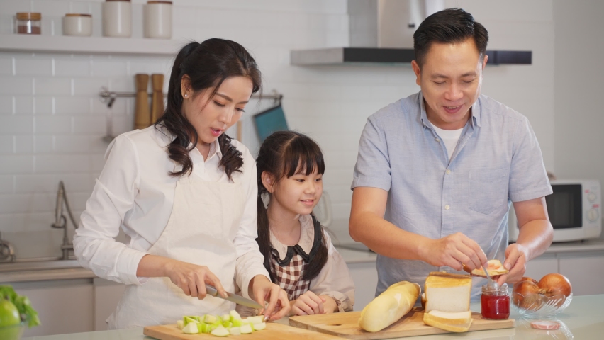 Japanese Mother Daughter Lesbian