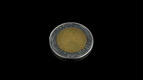 Italian 500 Lire coin representing a view of the Piazza del Quirinale, Rome. Year 1983.