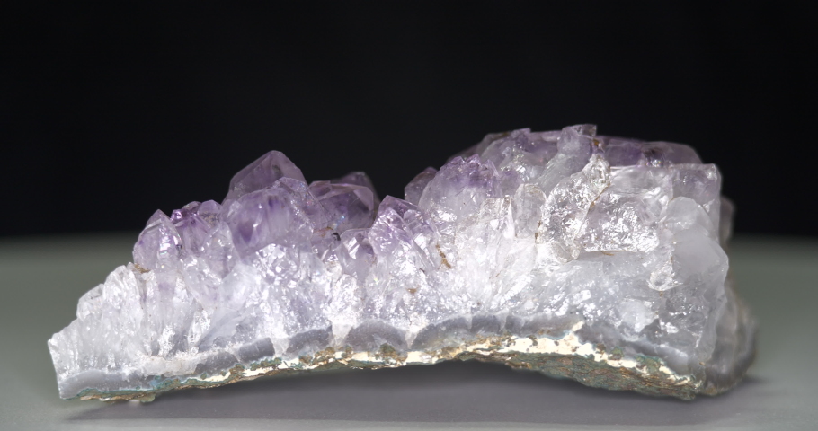 Amethyst hot sale turning white