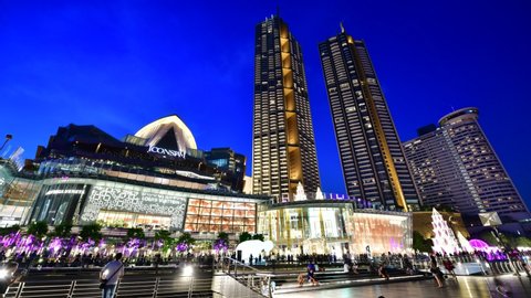 Bangkok, Thailand - NOV 20,2020 :Time lapse The spectacular lighting show a new global landmark, Iconsiam newest shopping mall in bangkok