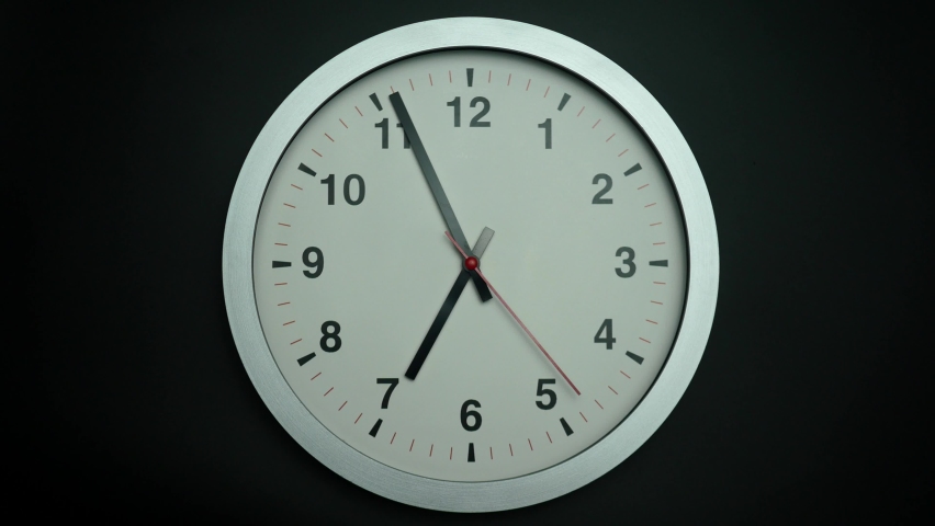 П4 часы. Часы футаж 12 часов. Часы МБ 4. Clock Motion. 6 O Clock