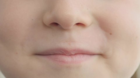 Close Up Of A Newborn Baby Stok Videosu 100 Telifsiz 1023185233 Shutterstock