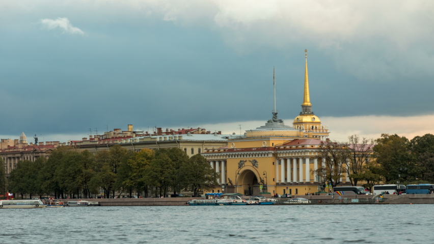 Admiralty notice. Центральные Набережные Питера. Набережная Санкт-Петербурга. Набережные Санкт-Петербурга для прогулок. Свердловская набережная Санкт-Петербург.