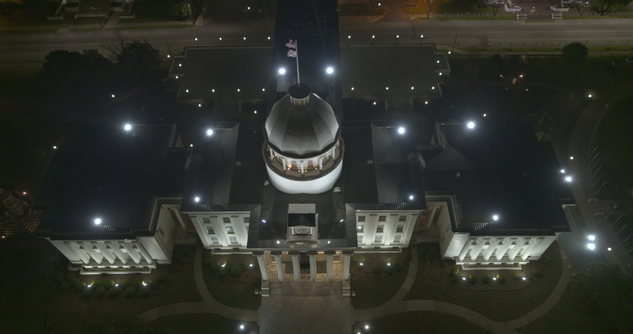 Montgomery Alabama Aerial v6 dramatic overhead view with pullout of the capitol building and dexter avenue -  Inspire 2, X7, 6k - March 2020