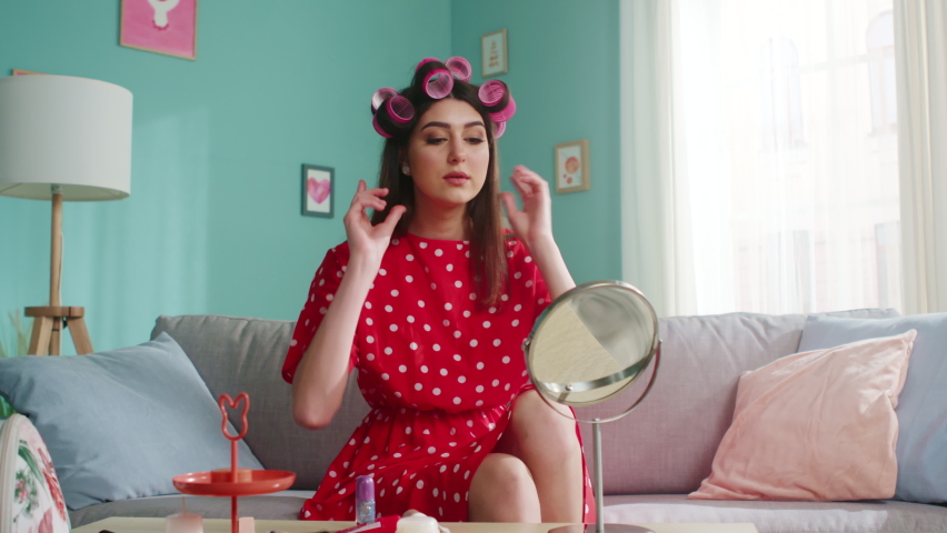 Фулл эйч ди. Фулл эйч ди. Canon eos 5d mark iv. Fully ready. Readyskin логотип.