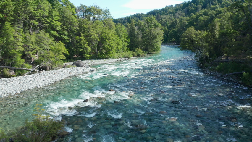 Бурная алазани впадает в куру