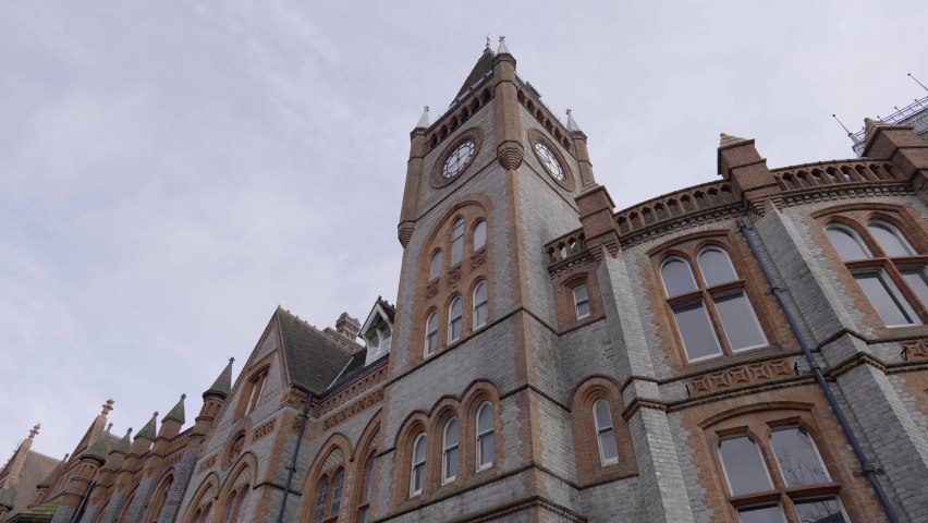 Exterior view of Reading Town Hall in Berkshire, UK