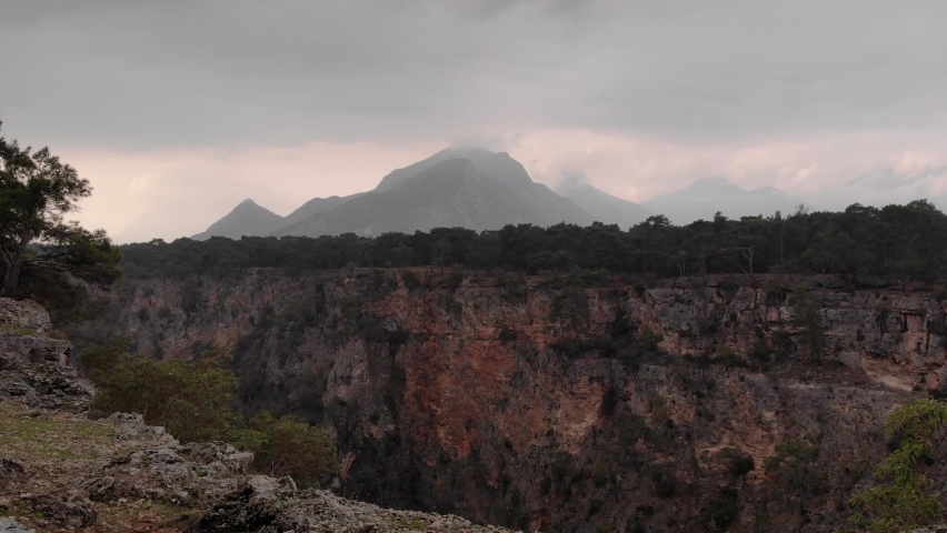 Forrest, Coast, Mouintains, Clouds,  Deep Gorge, Rocky Valley, Mountains