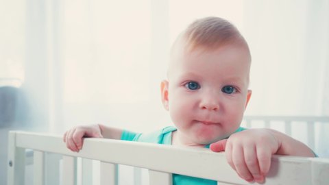 Joyful Infant Boy Standing In Video De Stock 100 Libre De Droit Shutterstock