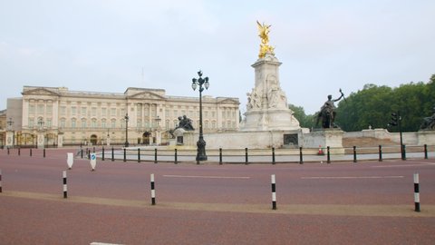 Lockdown in London, gimbal pan of Buckingham Palace and The Queen Victoria Memorial Statue, during the COVID-19 2020 pandemic.
