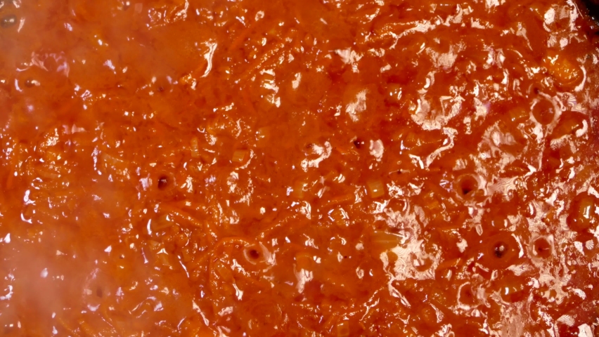 Liquid Red Dish Boils in 스톡 동영상 비디오(100% 로열티 프리) 1068192980 | Shutterstock
