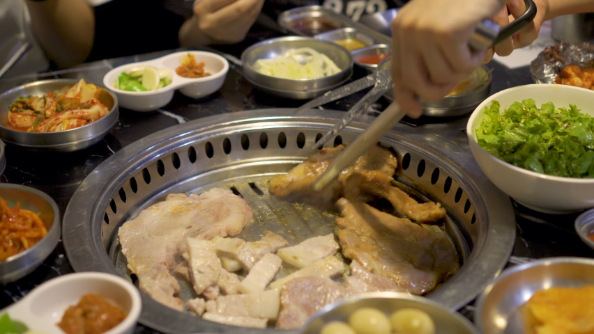 Traditional Korean Grilled Pork, Bbq, 스톡 동영상 비디오(100% 로열티 프리) 1068248489 | Shutterstock
