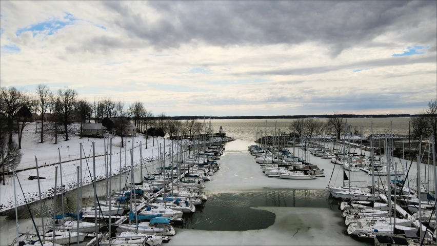 Reveal of the frozen boats in the marina at Lighthouse Landing in Grand Rivers, Kentucky