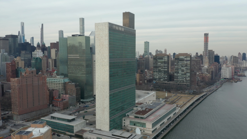 Flying counter clockwise around United Nations headquarters in NYC