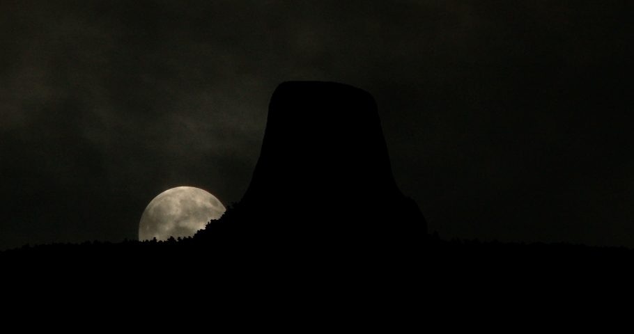 Devils Tower Wyoming Cloudy Moonrise Time Lapse