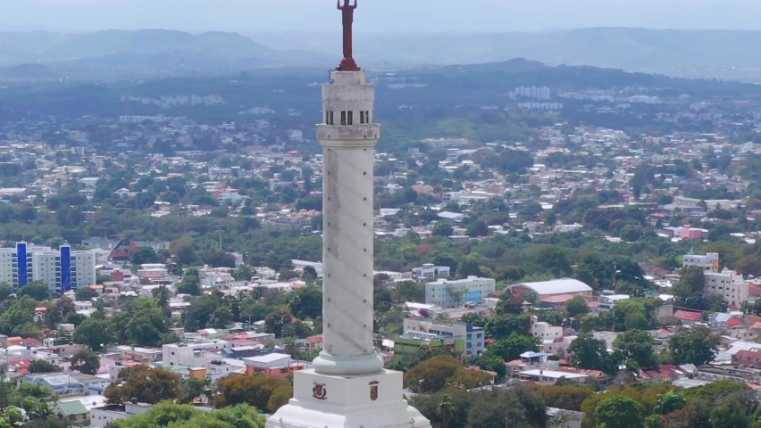 Monument to heroes of restoration at Santiago de los Caballeros. Aerial circling zoom out